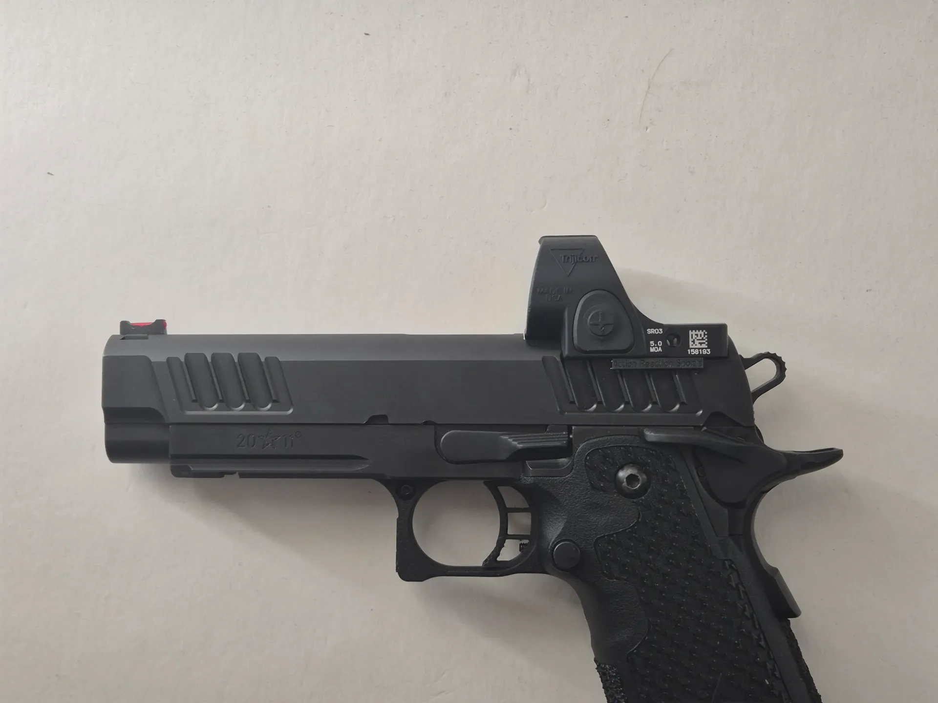 Mantelfräsning 1911/2011 - Trijicon SRO